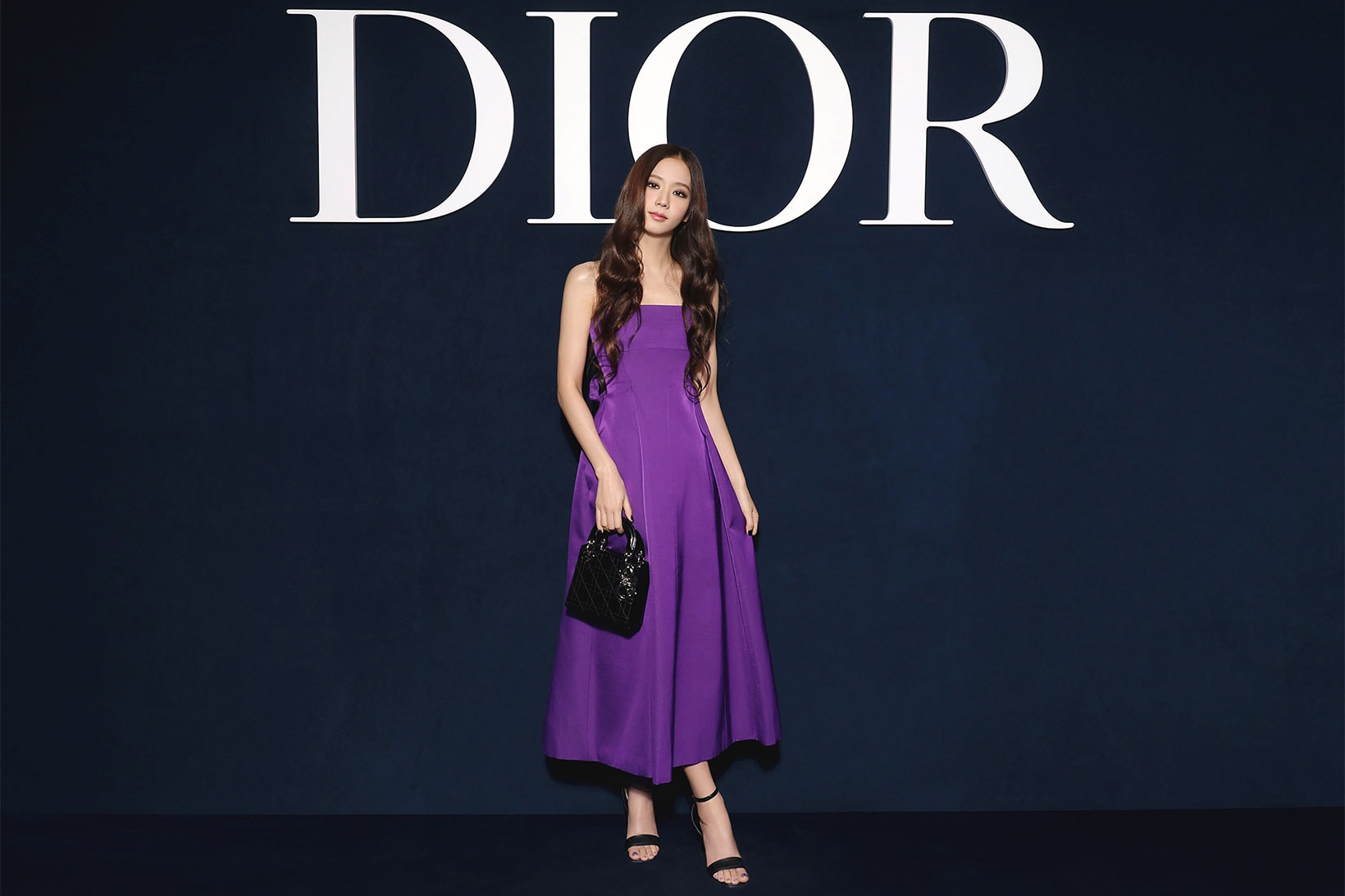 Blackpink's Jisoo Pops in Purple for Dior's Paris Fashion Week Show –  Footwear News