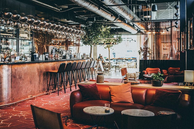 Impress Your Lover With A Sophisticated, Yet Easy-to-Make Valentine's Day Cocktail