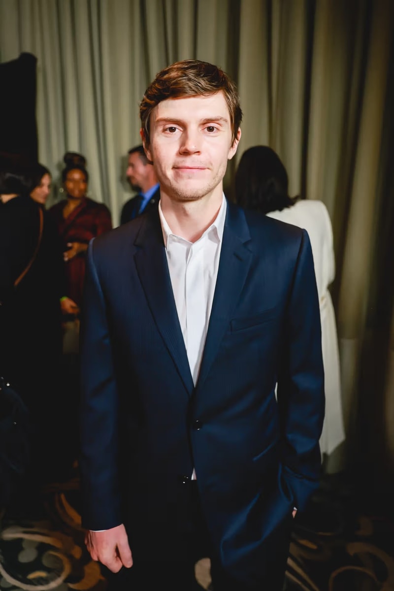 evan peters white lotus season 2 info