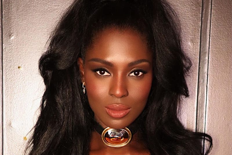 4 Indulgent Valentine's Day Makeup Looks That Encourage Self-Love