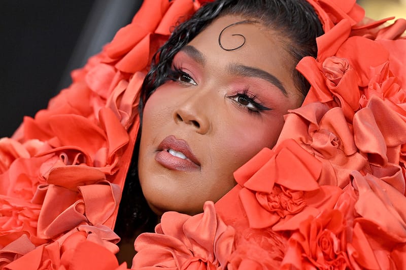 Lizzo Is a Blushing Beauty at 2023 Grammy's With Cherry Red Glow