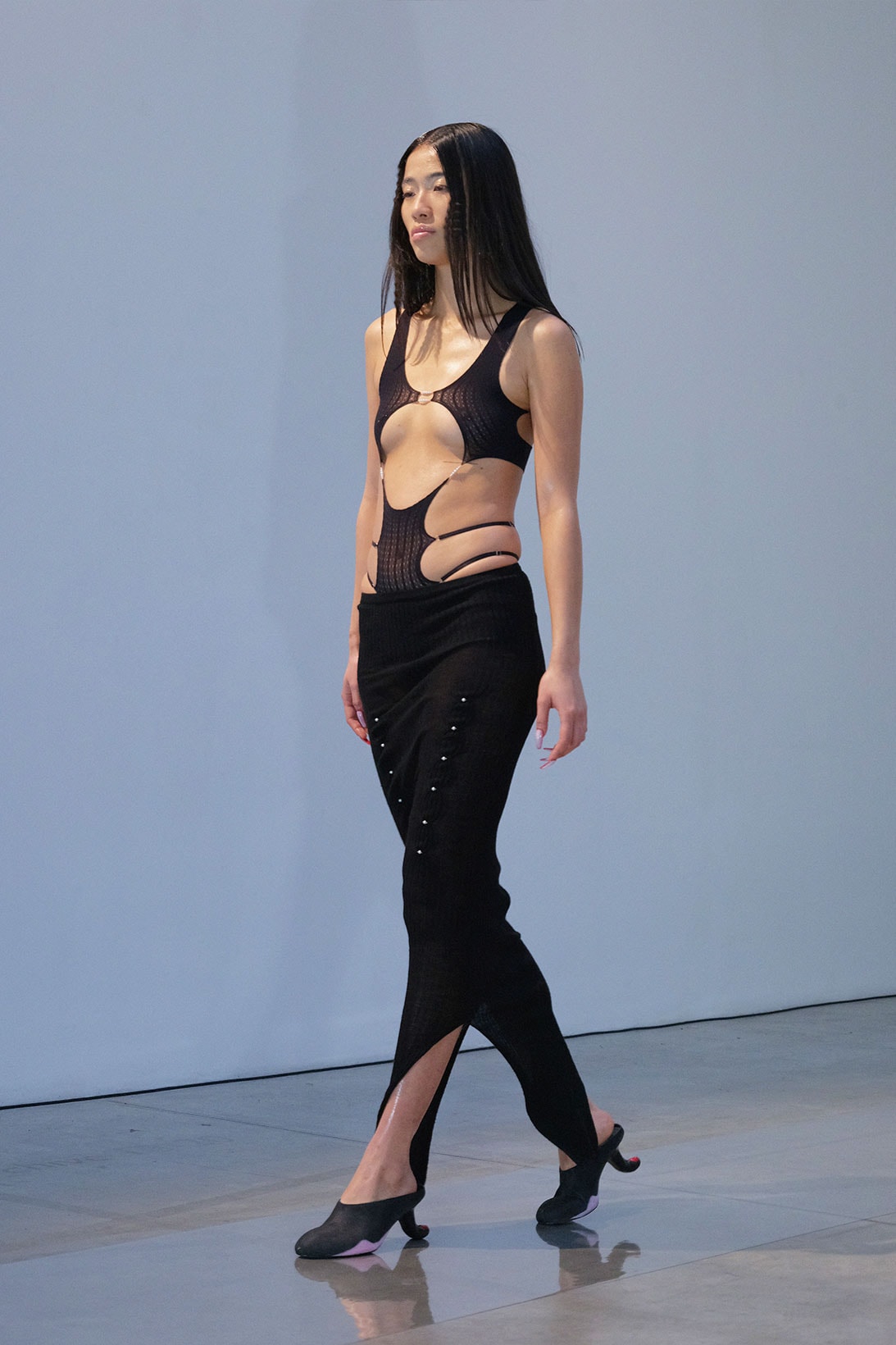Rui Zhou Fall Winter Collection Towards the Endless FLow Paris Fashion Week Runway Images
