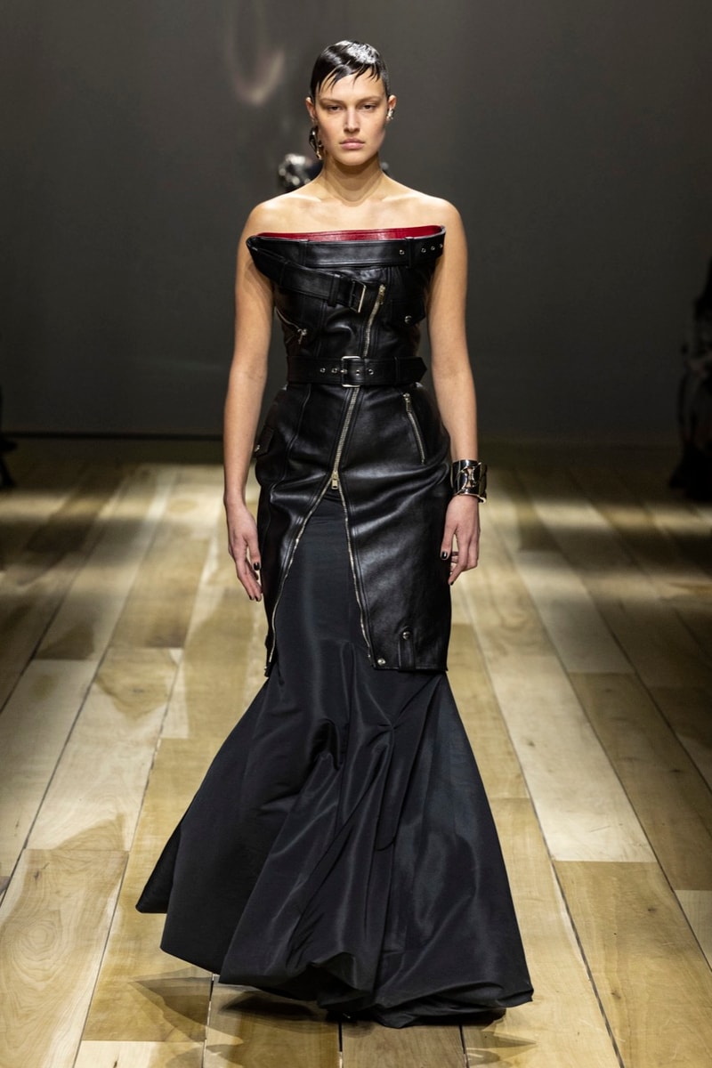 Alexander McQueen FW23 at Paris Fashion Week