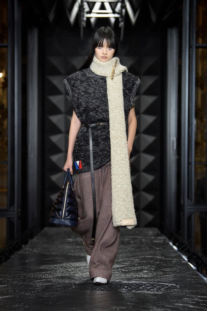 louis vuitton fw23 show runway paris clothes glasses