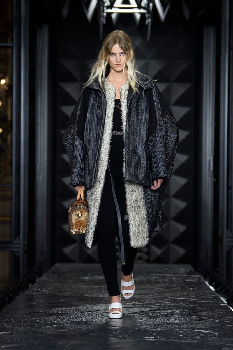 louis vuitton fw23 show runway paris clothes glasses