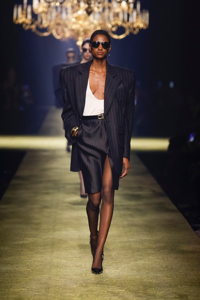 R.E.A.D] Yves Saint Laurent Catwalk The Complete Haute Couture