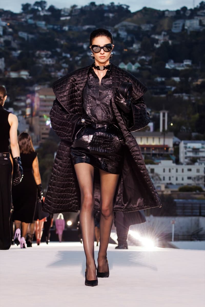 versace fall winter runway show los angeles gigi hadid kendall jenner