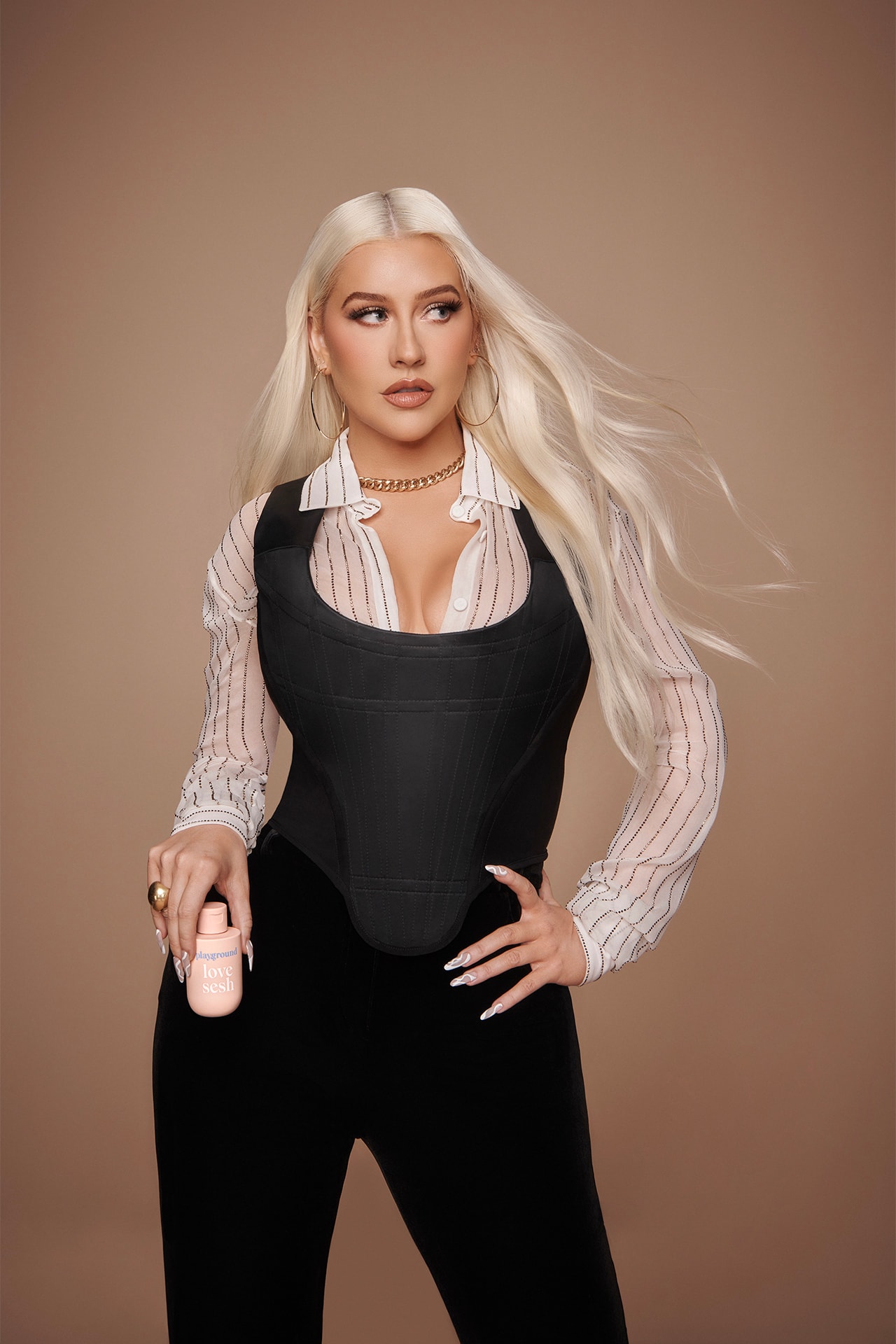 What Is Christina Aguilera Wearing?