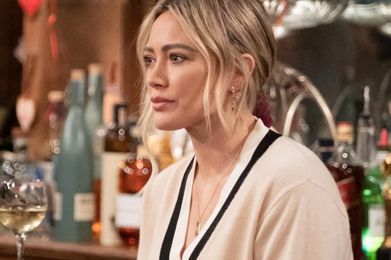 Hilary Duff Teases a 'Lizzie McGuire' Crossover on Upcoming 'How I Met Your Father' Episode