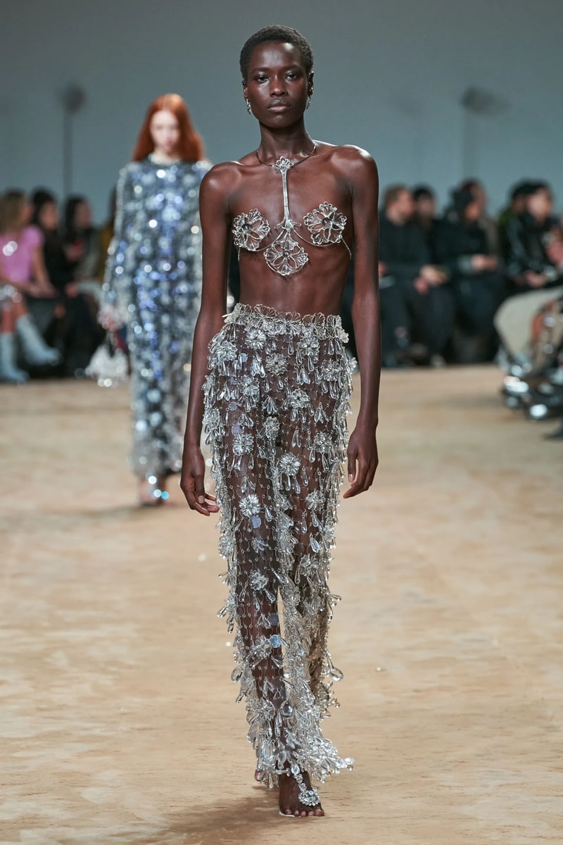 Paco Rabanne Fall Winter Collection Julien Dossena Runway Paris Fashion Week Images