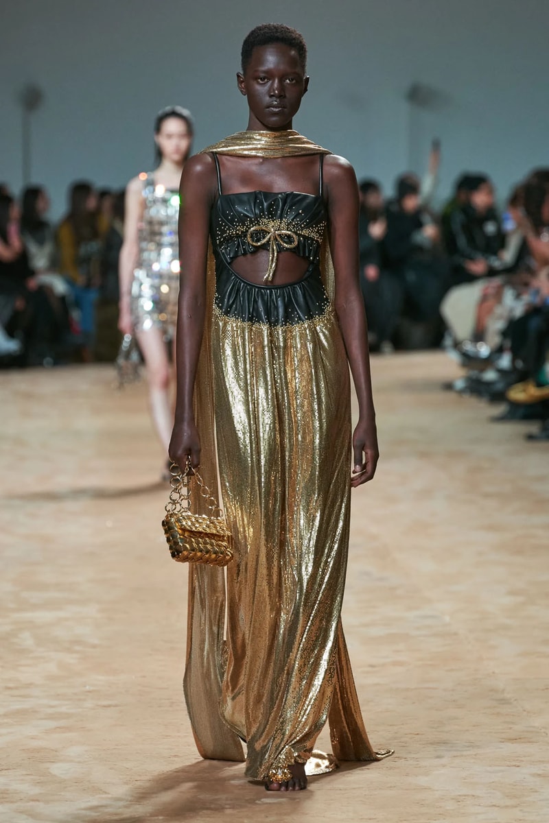 Paco Rabanne Fall Winter Collection Julien Dossena Runway Paris Fashion Week Images