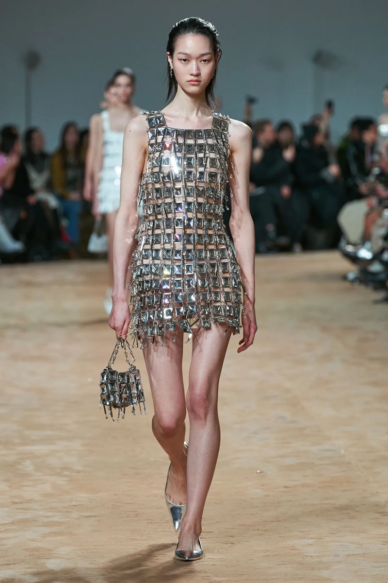 Paco Rabanne Fall Winter Collection Julien Dossena Runway Paris Fashion Week Images