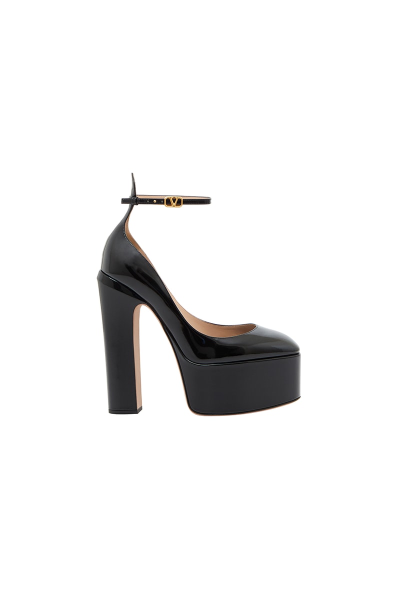 valentino spring summer 2023 footwear garavani pumps