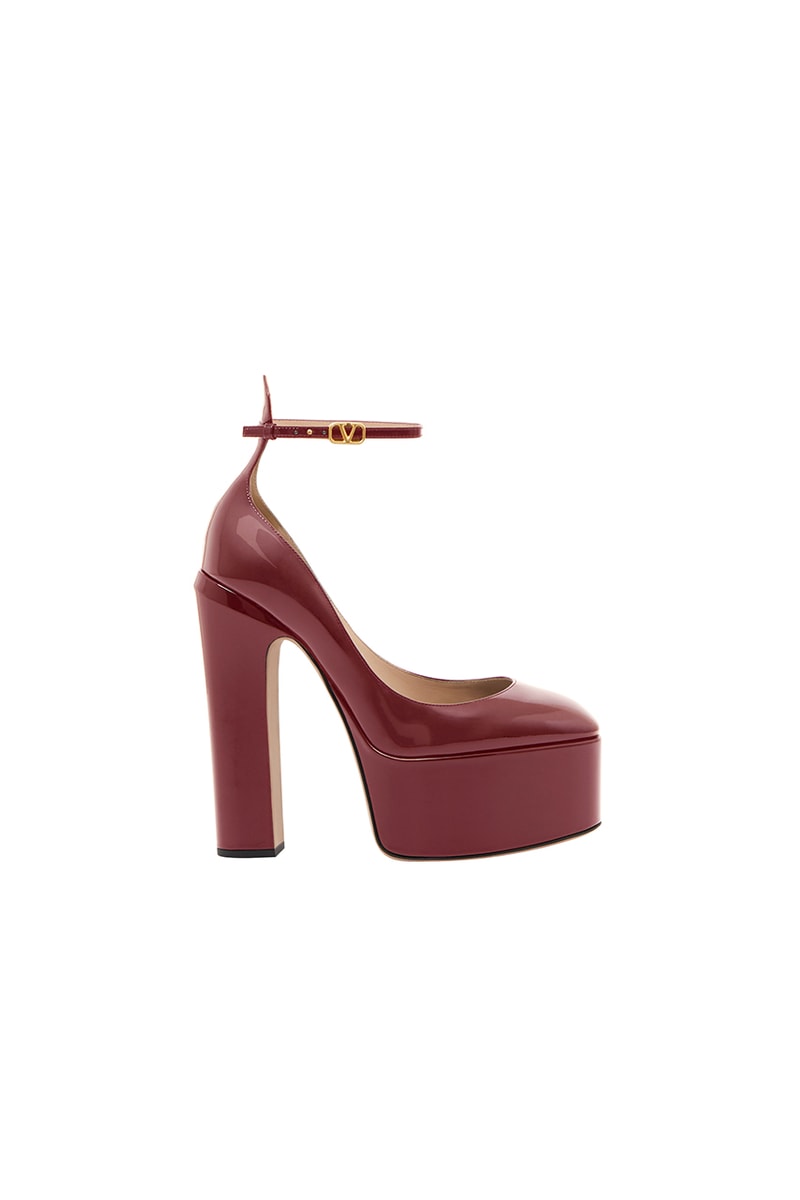 valentino spring summer 2023 footwear garavani pumps