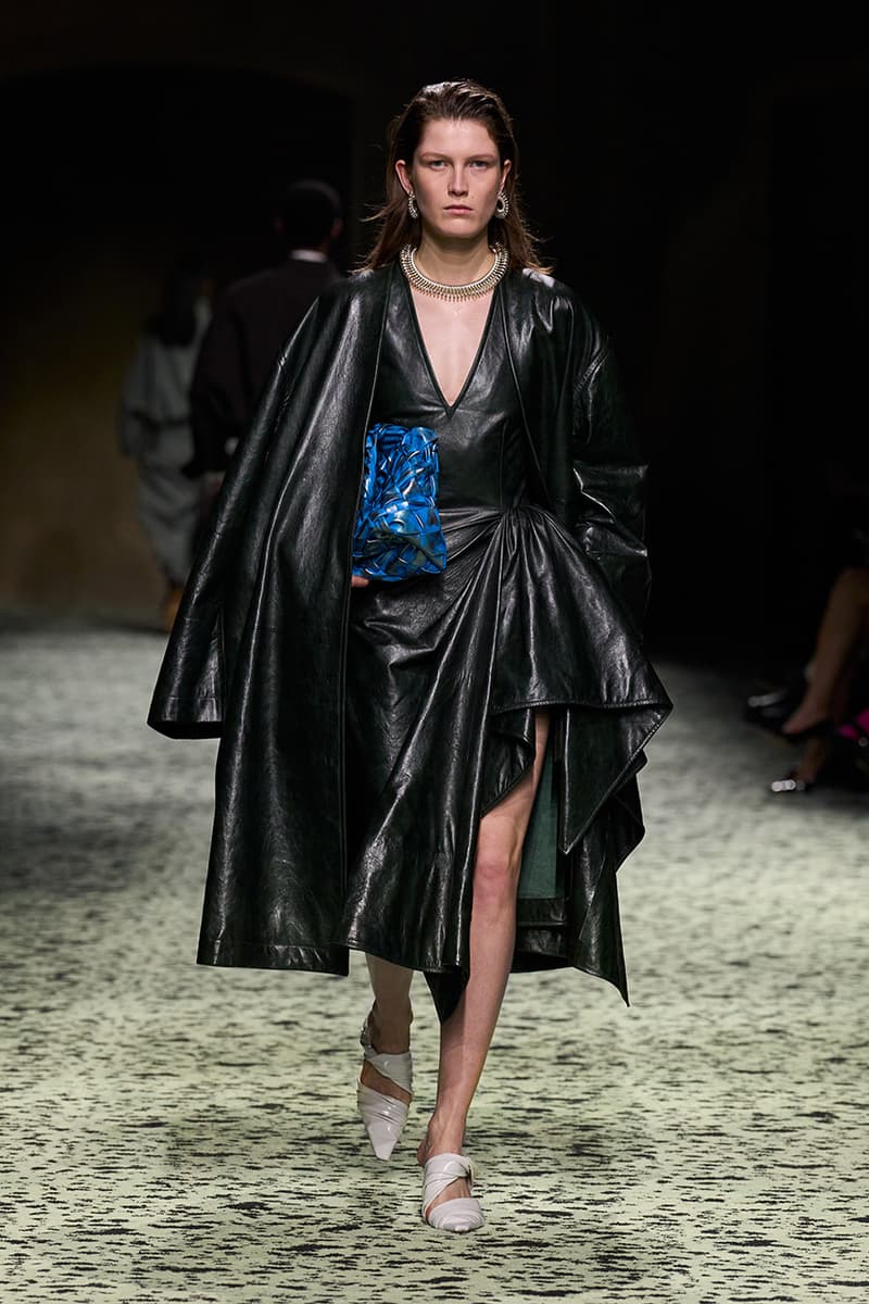 bottega veneta pre-fall 2023 runway looks