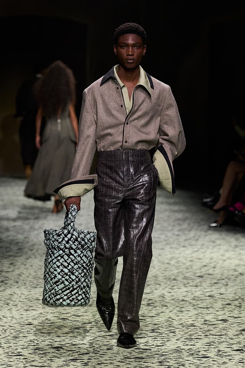 bottega veneta pre-fall 2023 runway looks