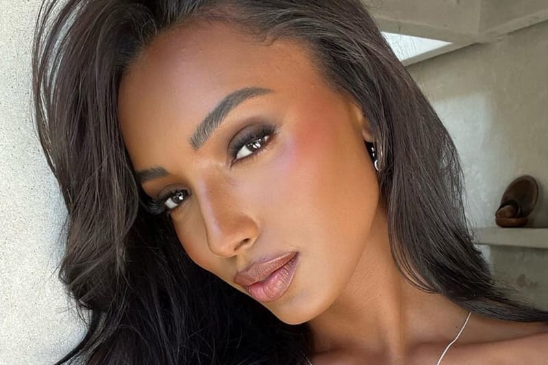 Jasmine Tookes Was Able To Fake Eyebrow Lamination With This $27 USD Gel