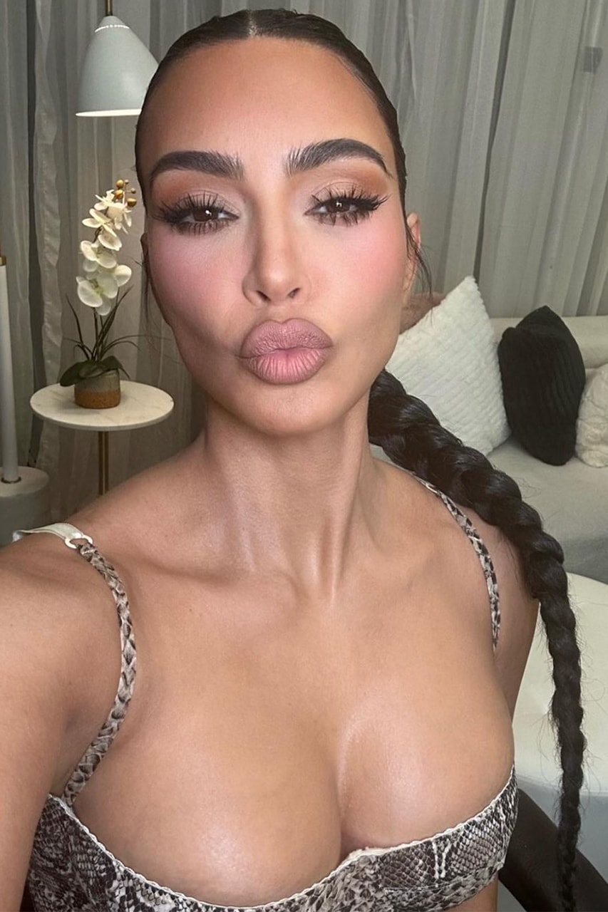 Kim Kardashian The Kardashians Season 3 Neck Botox 