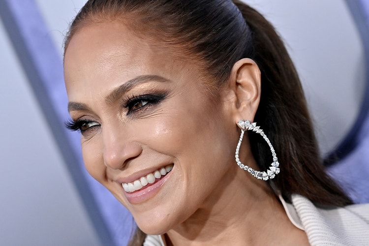 These Two $14 USD Nail Polishes Are Behind Jennifer Lopez's "Peaches & Cream" Summer Mani