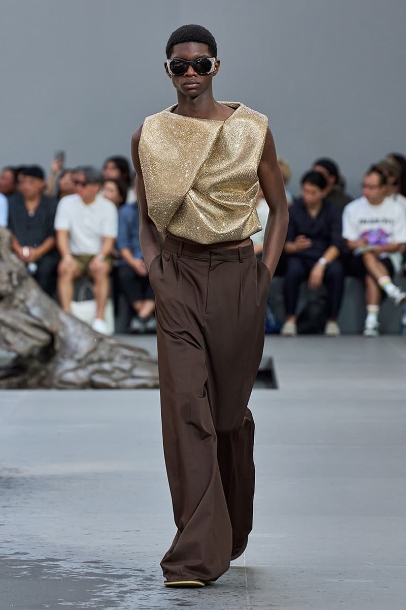 loewe jonathan anderson spring/summer 2024 runway paris fashion week 