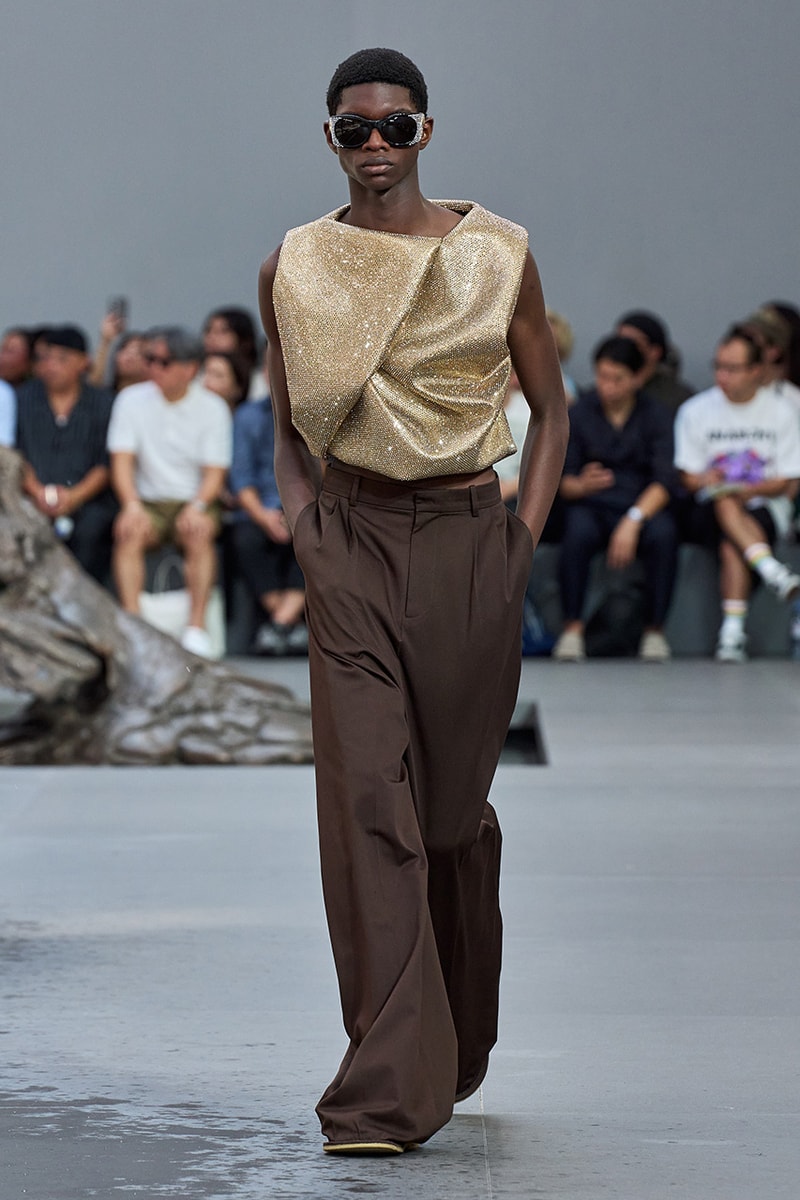 loewe jonathan anderson spring/summer 2024 runway paris fashion week