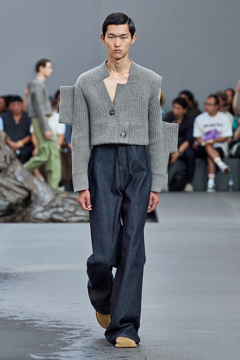 loewe jonathan anderson spring/summer 2024 runway paris fashion week