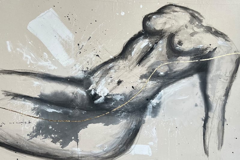 Sophie Hannah's Exhibition at Abbeville Art Is All About Body Positivity