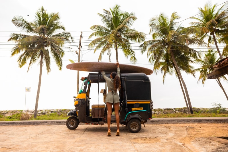 india female surfer ishita malaviya surfing roxy 