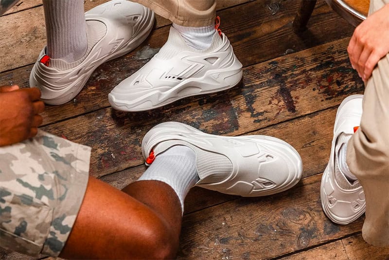 It's A Bones Day With notwoways' foams Sneaker