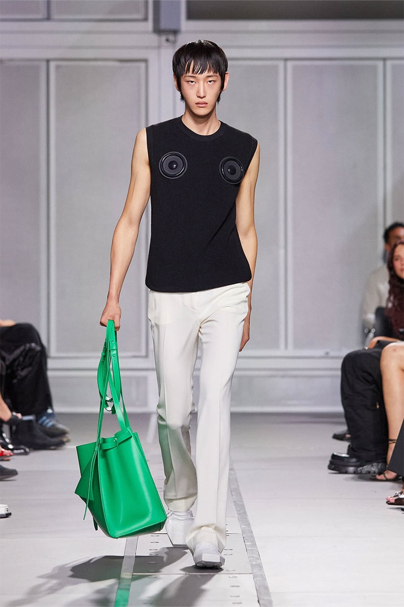 Coperni, Spring/Summer 2024, Paris Fashion Week, Walkman, Swipe Bag, Naomi Campbell, First Look