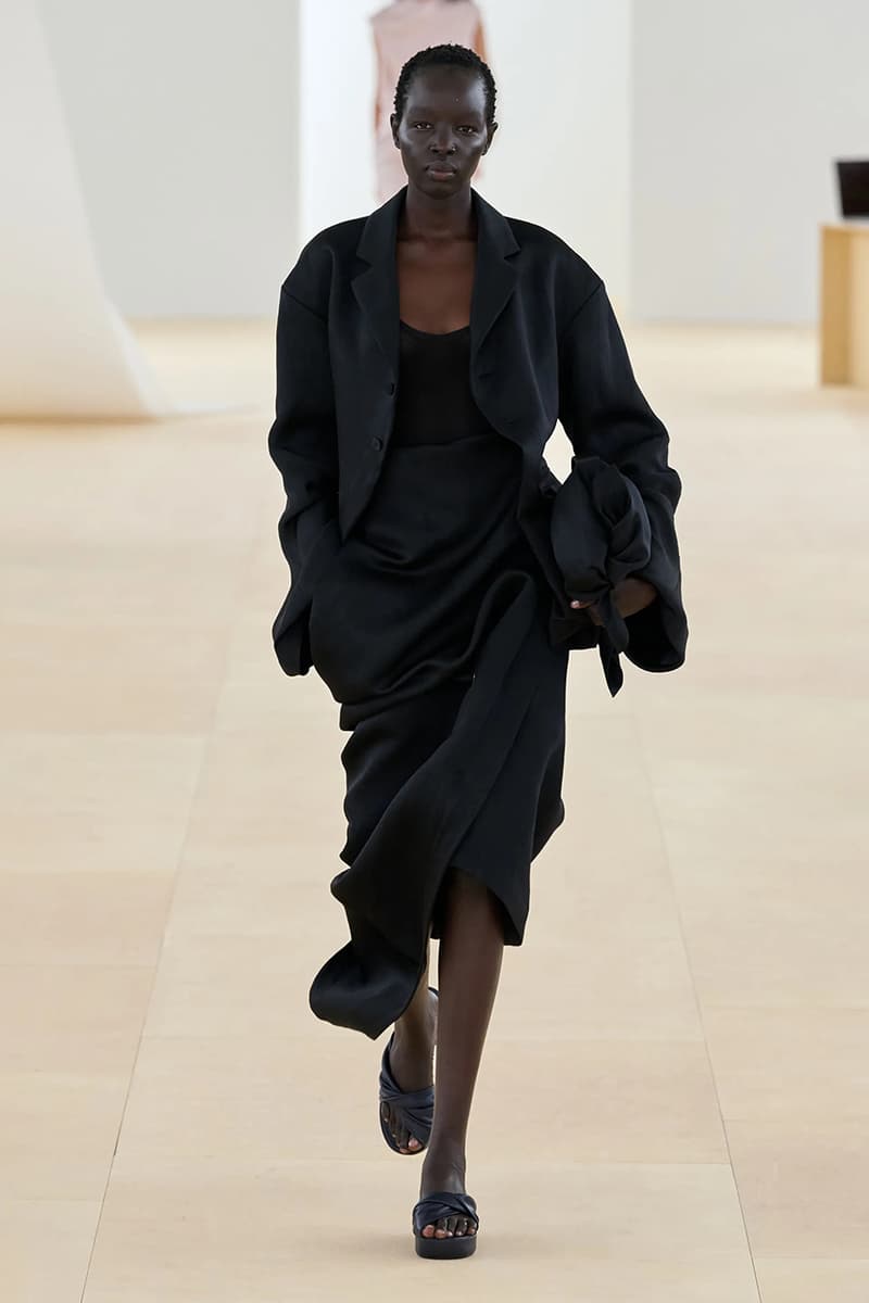 issey miyake spring summer 2024 paris fashion week 