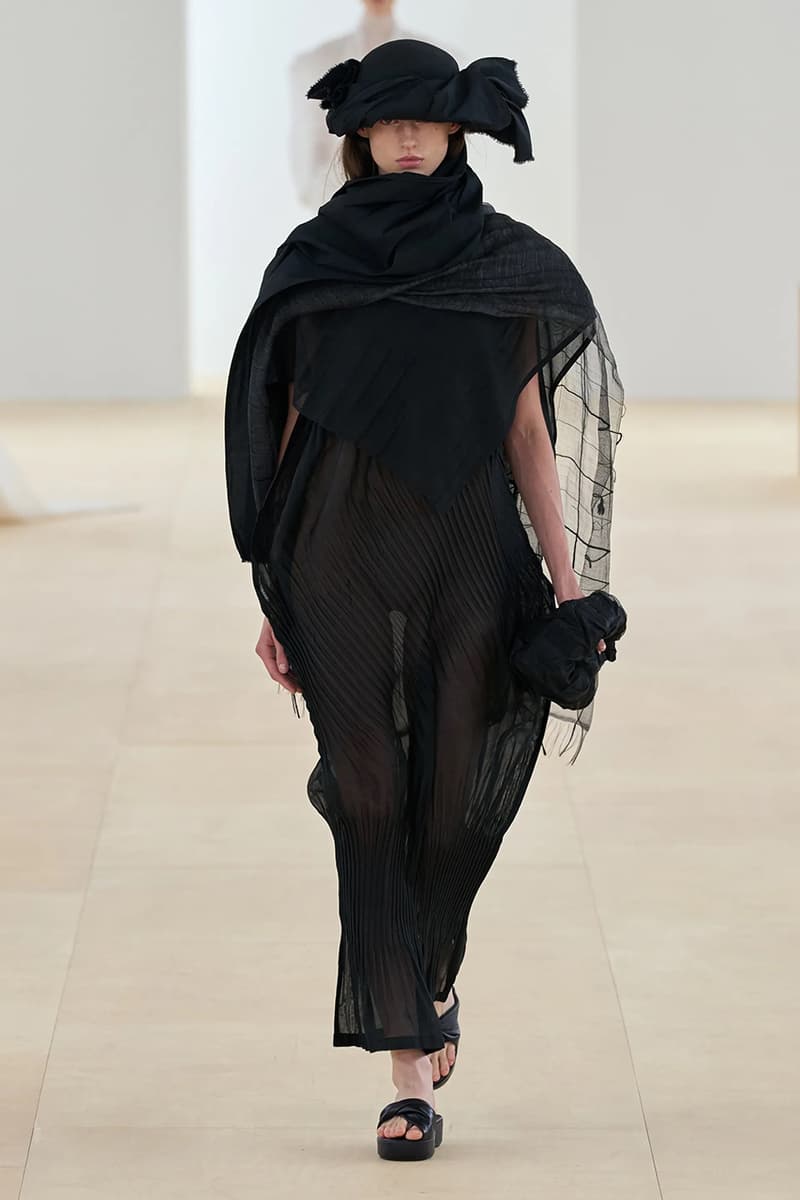 issey miyake spring summer 2024 paris fashion week 