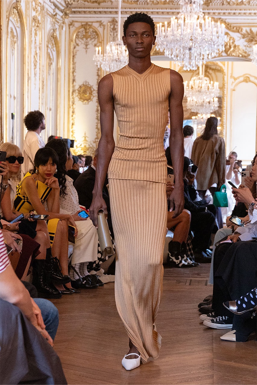 Marni,Paris Fashion Week, Spring/Sumer 2024, Debut, Runway, Paloma Elsser, Karl Lagerfeld, First Look, Images 