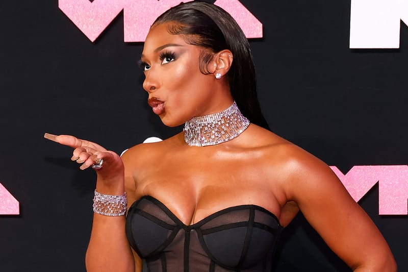 Megan Thee Stallion Makes a Slithering Case for Snake-Print Nails