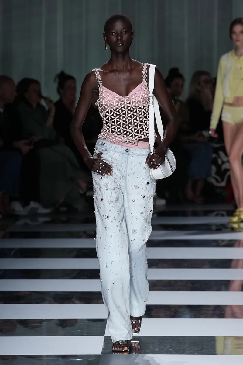 versace spring summer 2024 collection milan fashion week gigi hadid kendall jenner precious lee