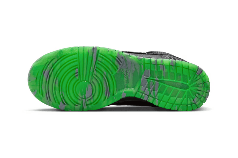 nike dunk mid halloween sneaker black green snake skin