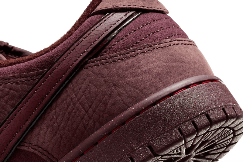 nike valentine's day dunk sb dunk 