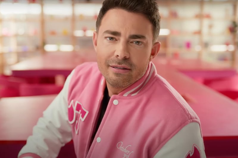 Tinder Taps 'Mean Girls' for October 3rd Campaign