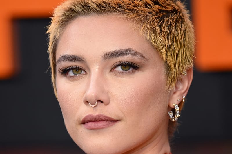 Florence Pugh Channels Her Inner Twiggy With '60s Mod Glam Moment