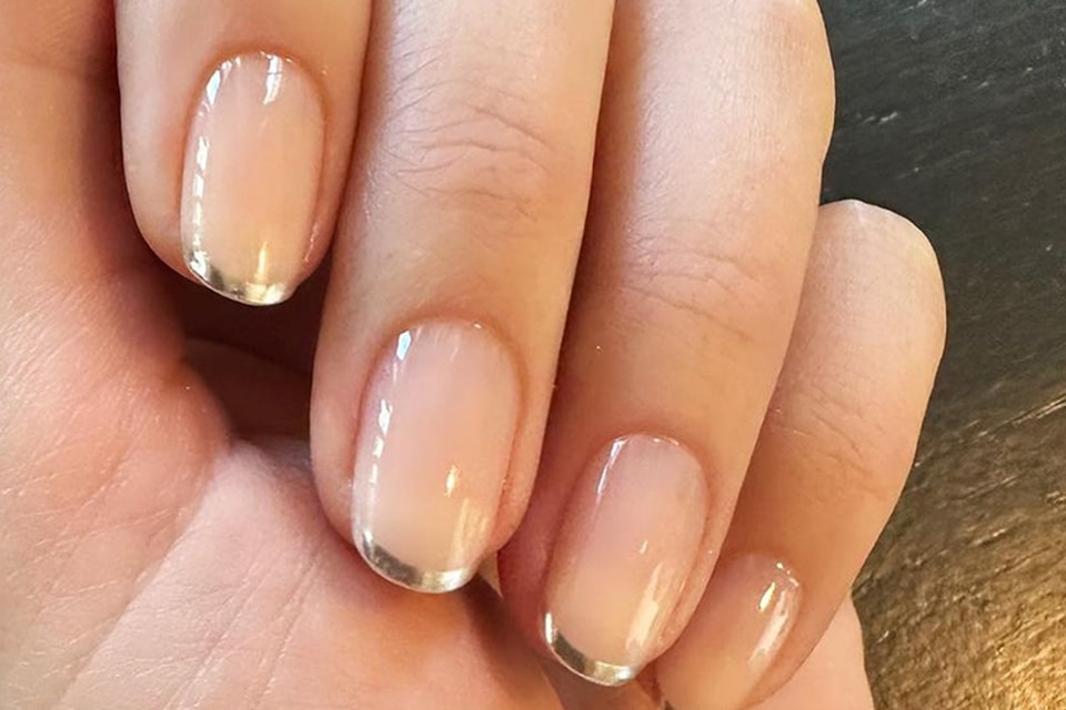 Get Holiday Glamour With Silver Chrome French Tip Nails -  Fashion  Blog