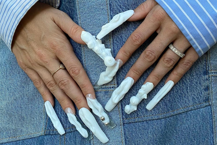 How to Masturbate with Acrylics