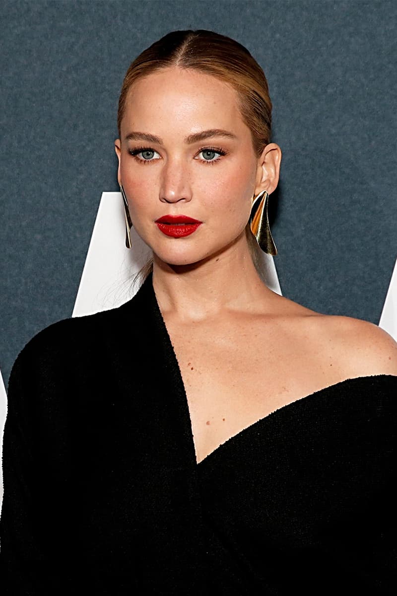 Jennifer Lawrence Red Lipstick Lip Liner Makeup Trends New York City Photos Instagram