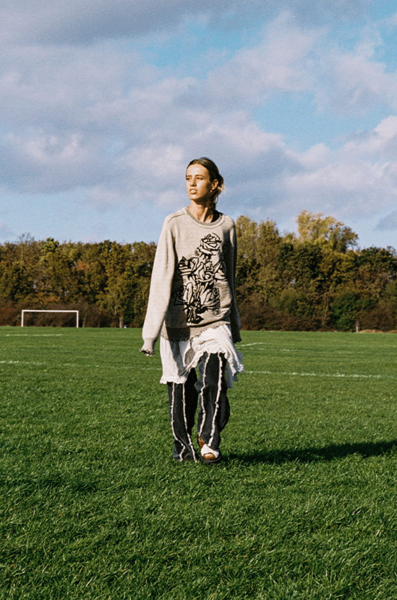 louis tomlinson 28 clothing brand hoodies jumpers scarves friends football field