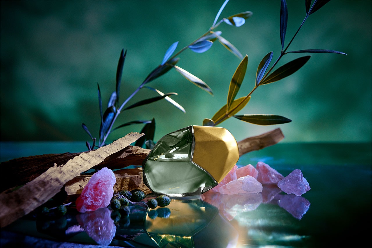 Bella Hadid, Ôrəbella, perfume, fragrance, ulta, window2soul, salted muse, blooming fire