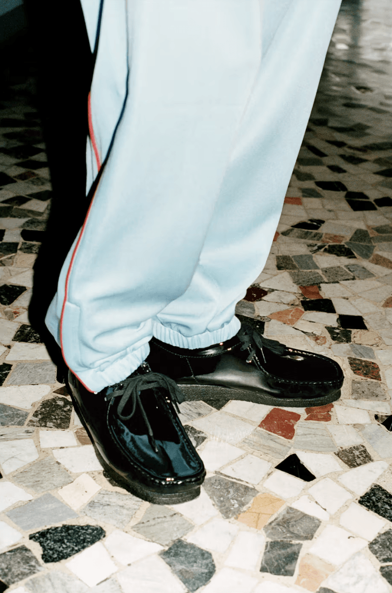 supreme clarks wallabee patent leather beige red green black shoes