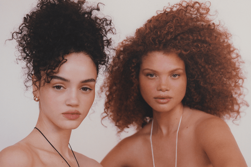 Say Goodbye to Frizz With LOBIE's Game-Changing Hair Mask