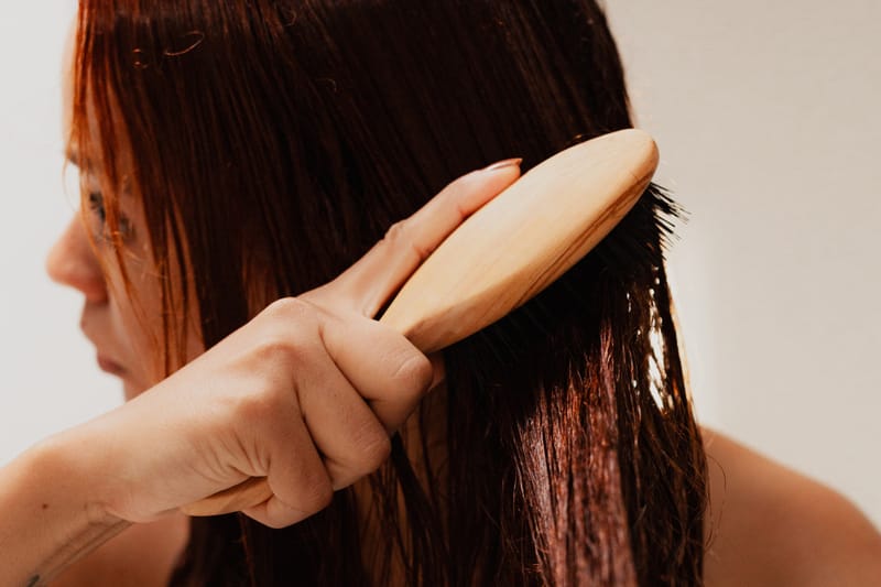 This $320 USD French Hairbrush Wants To Replace Your Dry Shampoo
