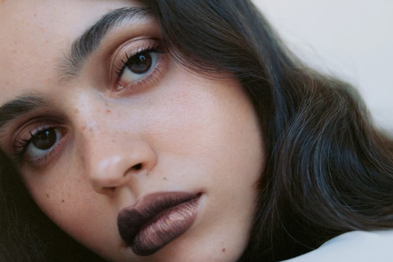 Manasi 7 Launches Two Versatile Definers for the Eyes and Lips