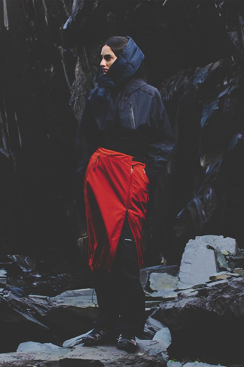 Salomon, Korea, Slate, Collection, Spring/Summer 2025, Gore-Tex, Slate Pants, Hiking Skirt, NOVA Slate Jacket, Black, Red, Grey, Green