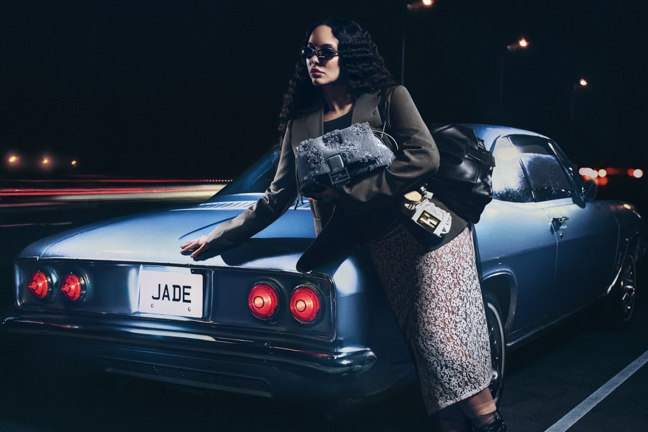 Jade Thirlwall, FENDI, Mamma Baguette Bag, весна літо 2025, Scandebergs, наппа-шкіра, мода, аксесуари, елегантність, музика, новинки,